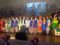 заключительная песня "Мы - единое целое!"